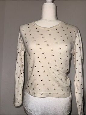 209. Floral long sleeve top size medium